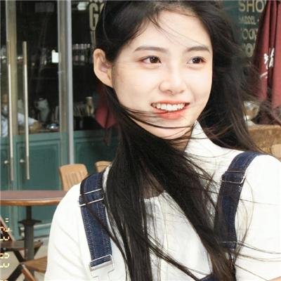 在江边